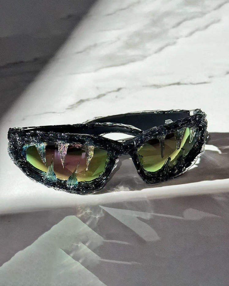 EYEWEAR