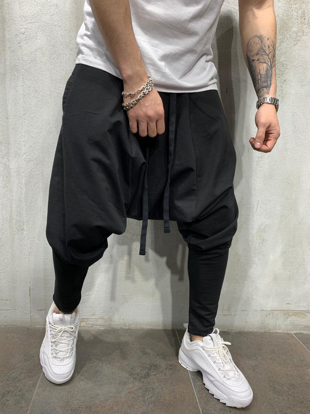 Techwear harem pants