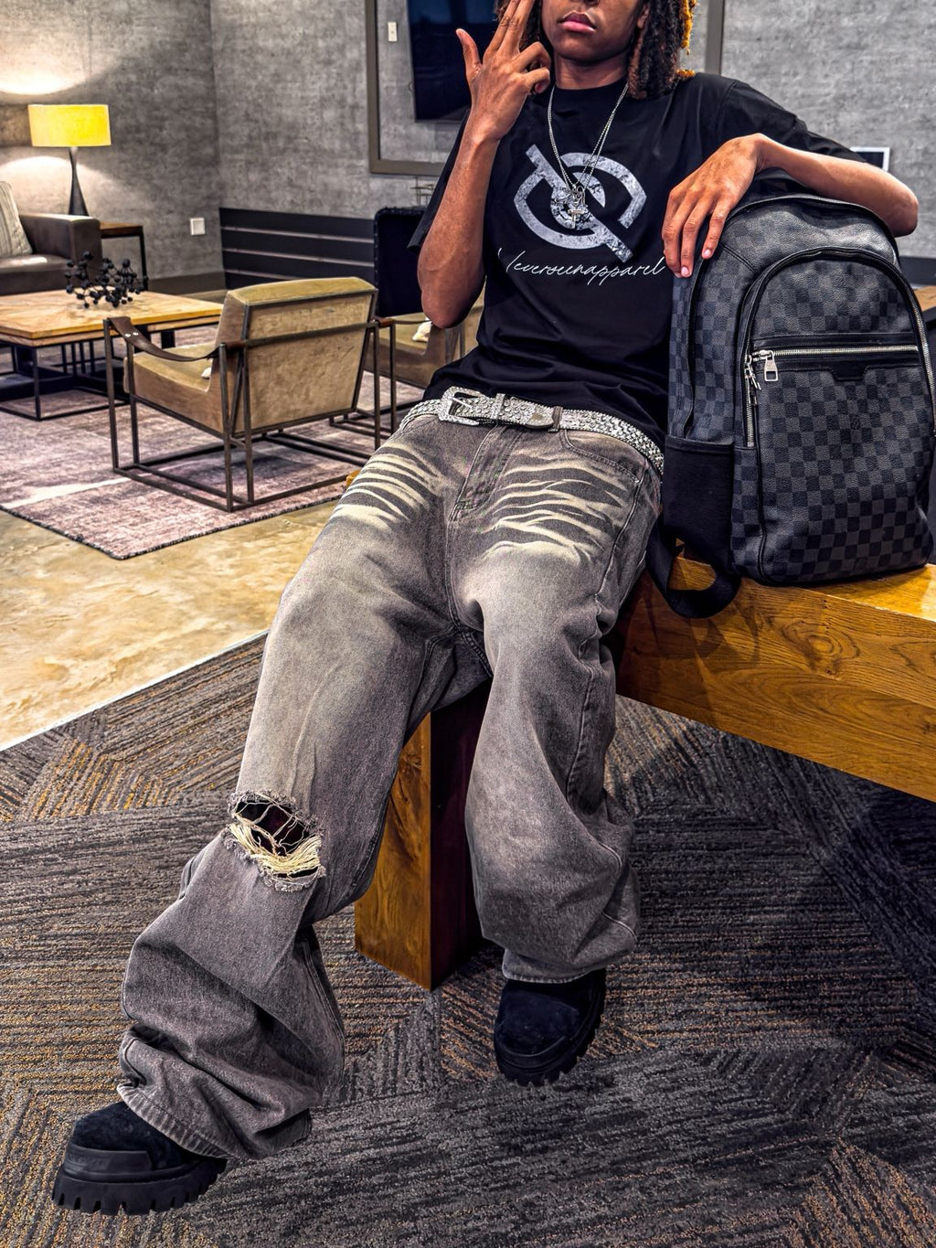 Faded & Distressed Gray Baggy Jeans
